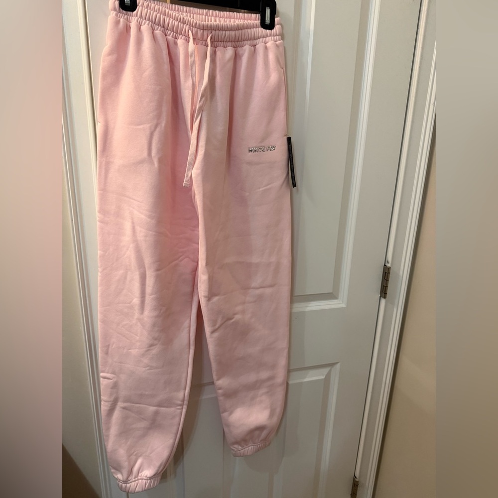 NWT White Fox Test Drive Sweatpants in size XS color Icy Pink - Picture 2 of 6